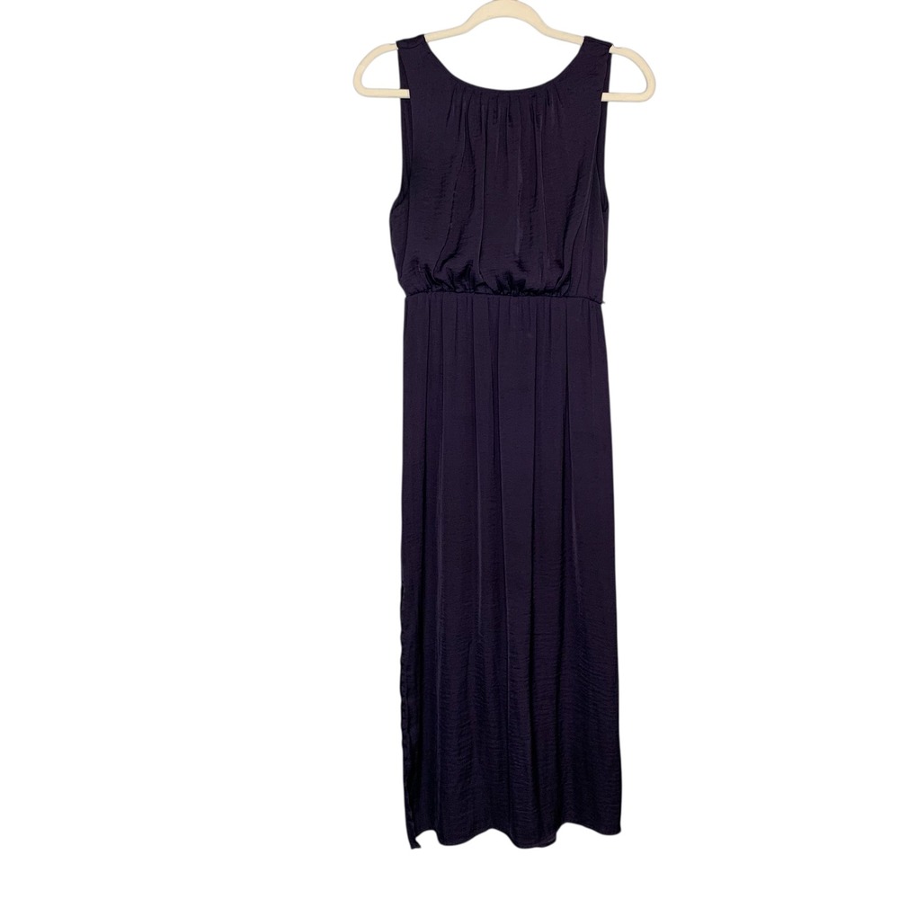 Gap blackberry pleat maxi sleeveless dress with side slits. Size S